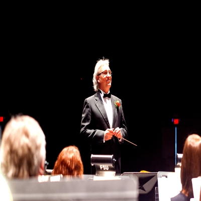 Llorens Mendoza Ruiz DIRECTOR/ COMPOSITOR